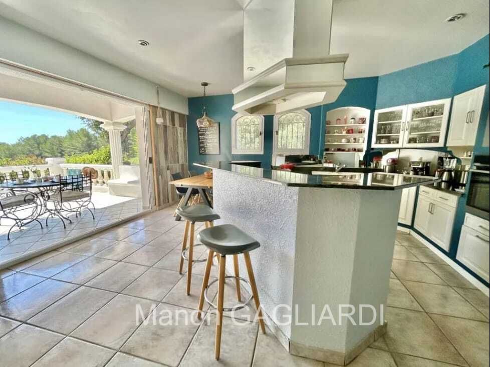 SAINT-CYR-SUR-MER VILLA PROCHE CALANQUE PORT D'ALON 4