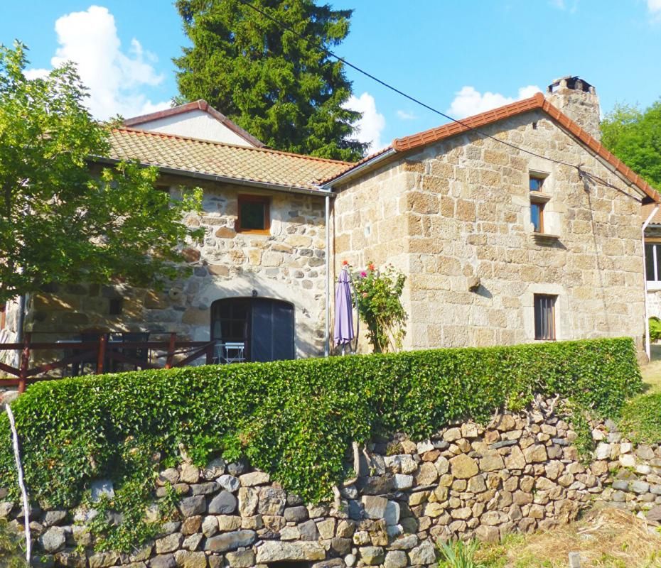 LE MONASTIER-SUR-GAZEILLE Maison Le Monastier Sur Gazeille 3 pièce(s) 102 m2 1