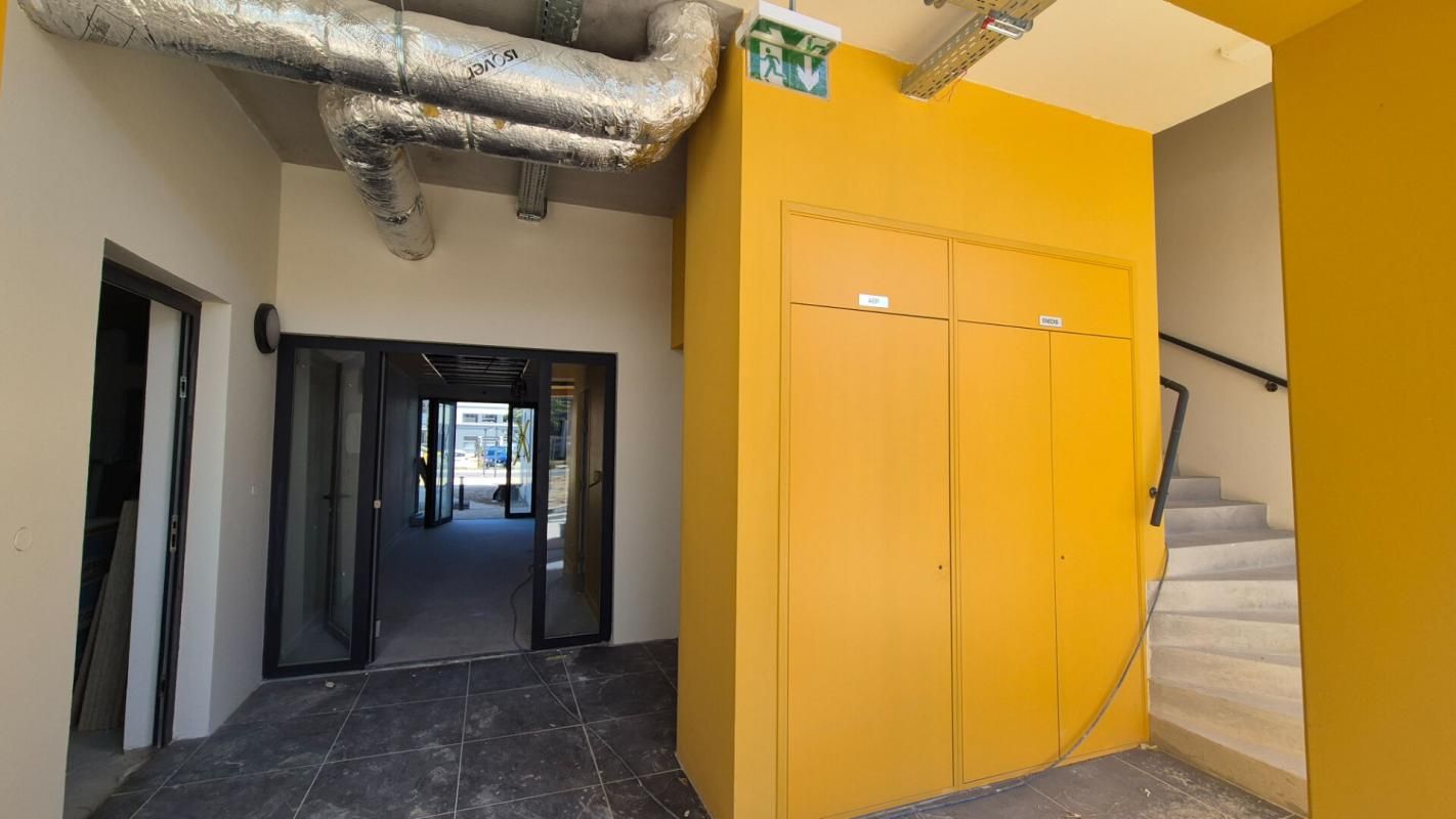 MONTFAVET Bureau ou local professionnel AGROPARC Montfavet 1 pièce(s) 44.50 m2 2