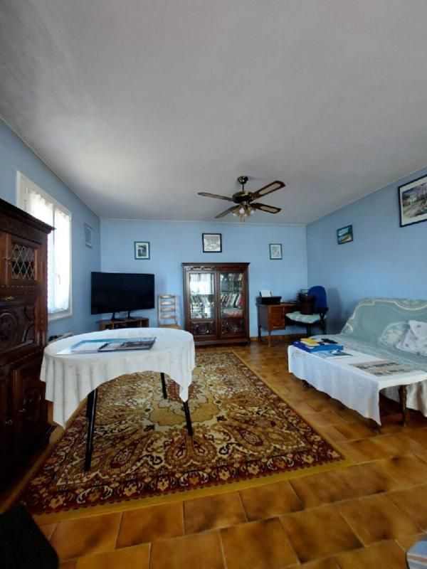 VIDAUBAN Vidauban, Villa 4 pièce(s), sur 1200 m2 jardin avec garage et piscine 3