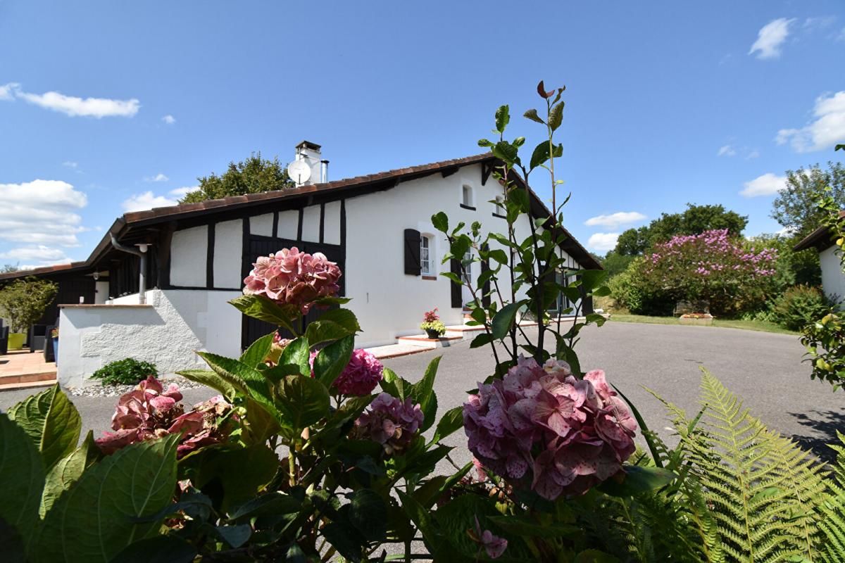 Maison 5 minutes de PONTONX 159 M2 SUR TERRAIN DE 6000 M2