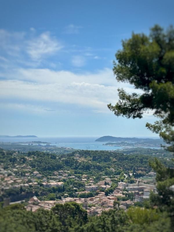 OLLIOULES Villa de prestige avec vue mer à Ollioules 2
