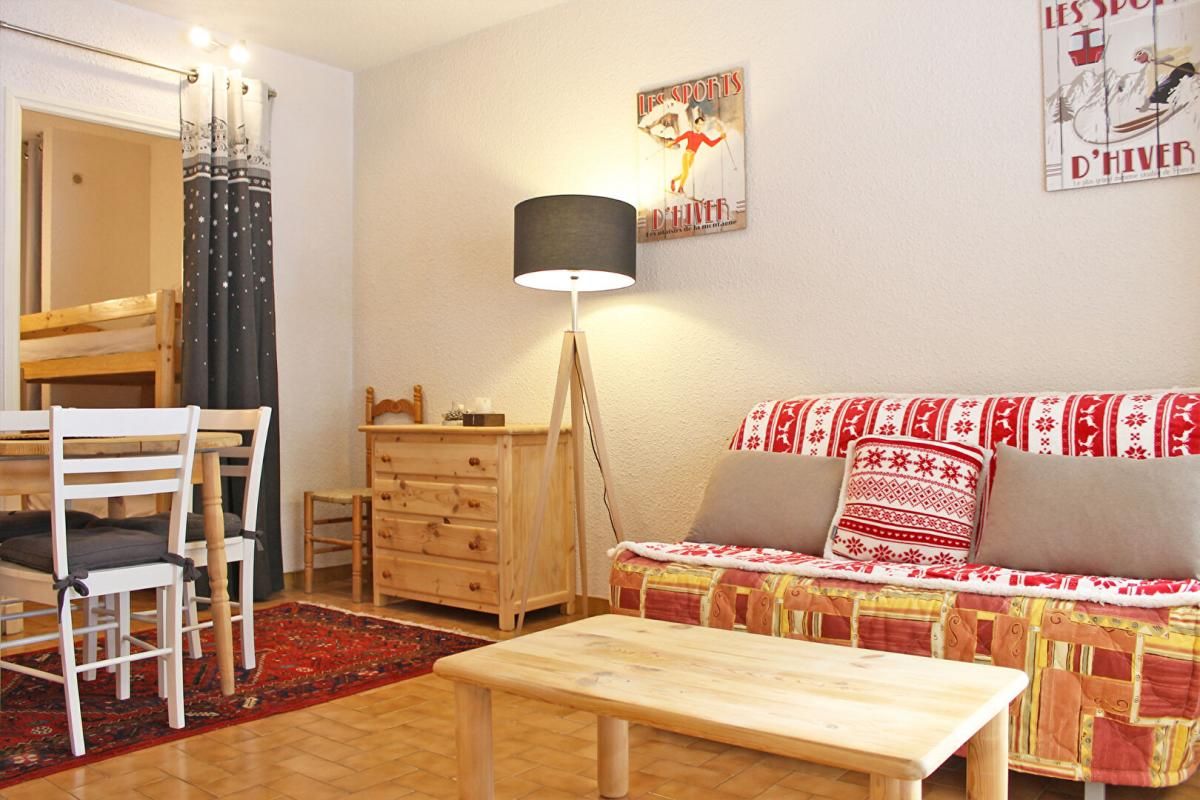 LES ANGLES Studio cabine + place parking privée 4