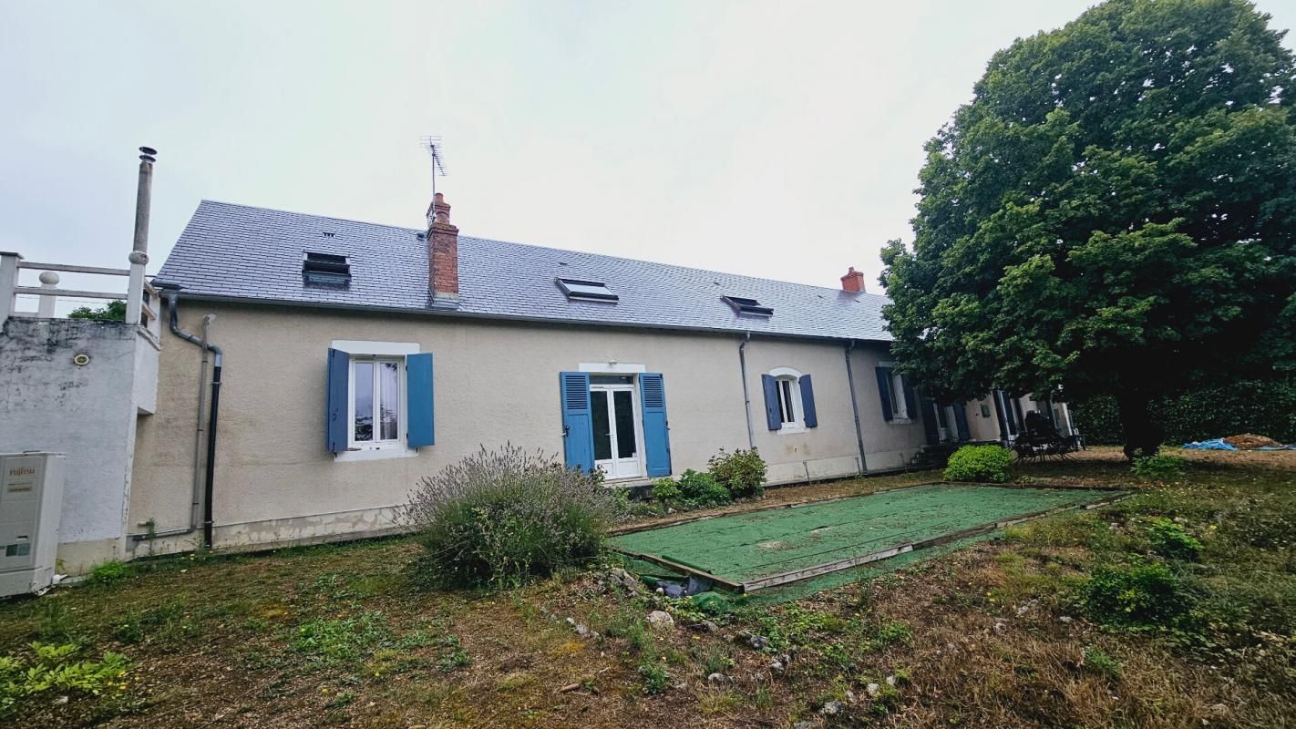 SAINT-GERMAIN-DU-PUY MAISON 6 PIECES 5 CHAMBRES + 2 STUDIOS INDEPENDANTS 1