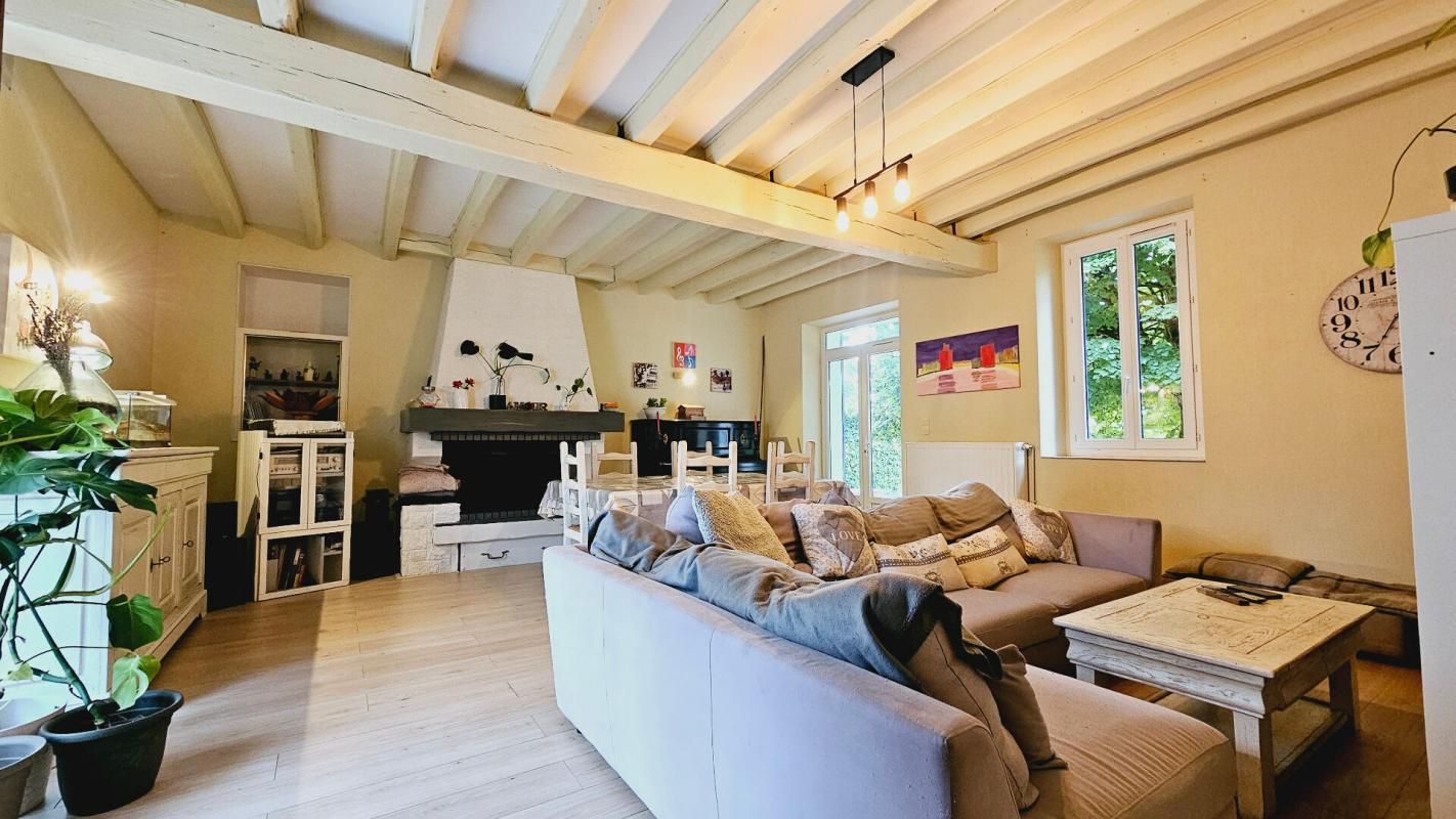 SAINT-GERMAIN-DU-PUY MAISON 6 PIECES 5 CHAMBRES + 2 STUDIOS INDEPENDANTS 3