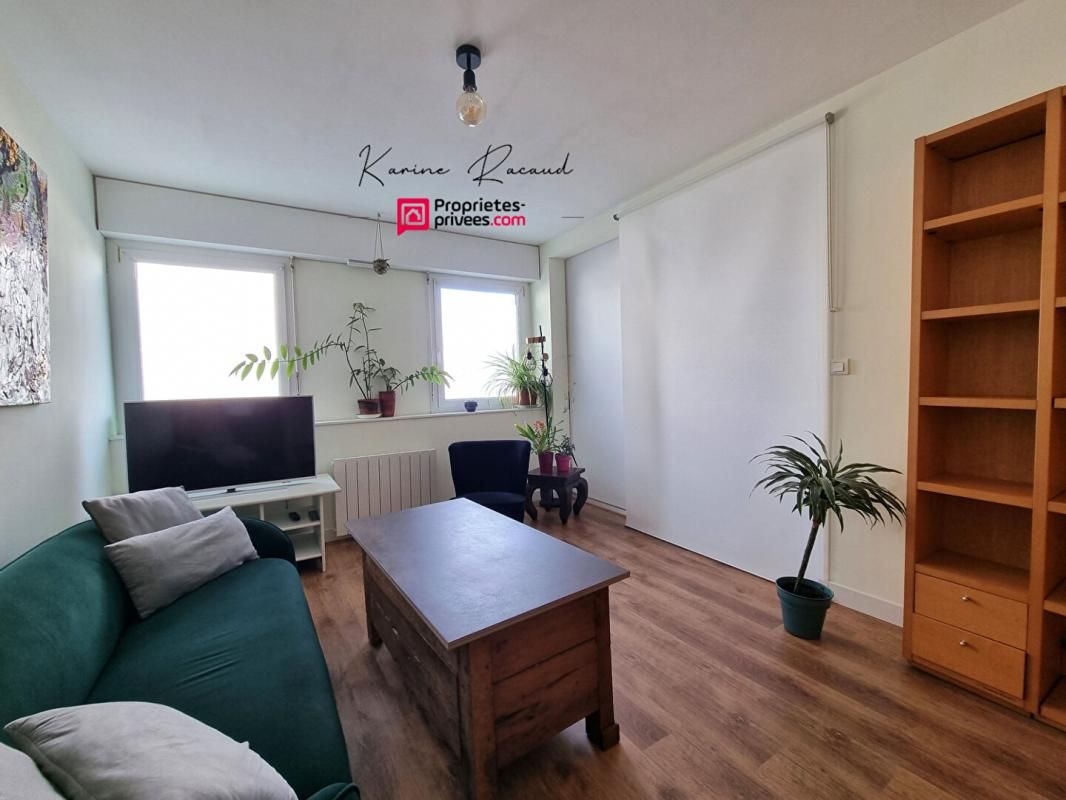 LA ROCHE-SUR-YON Appartement La Roche Sur Yon 2 pièce(s) 47,5 m² 4
