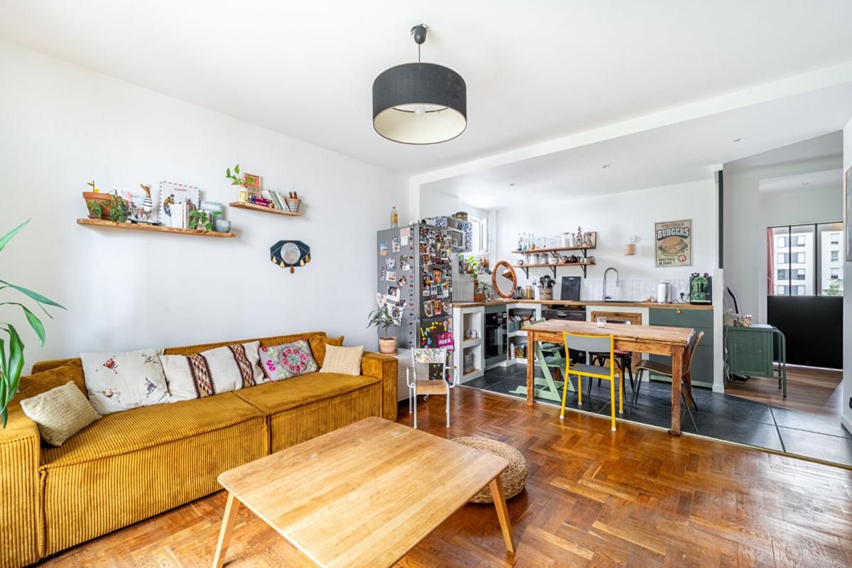 LYON-7E-ARRONDISSEMENT Bel Appartement lumineux T3 de 70m² avec balcon et deux places de stationnement 4