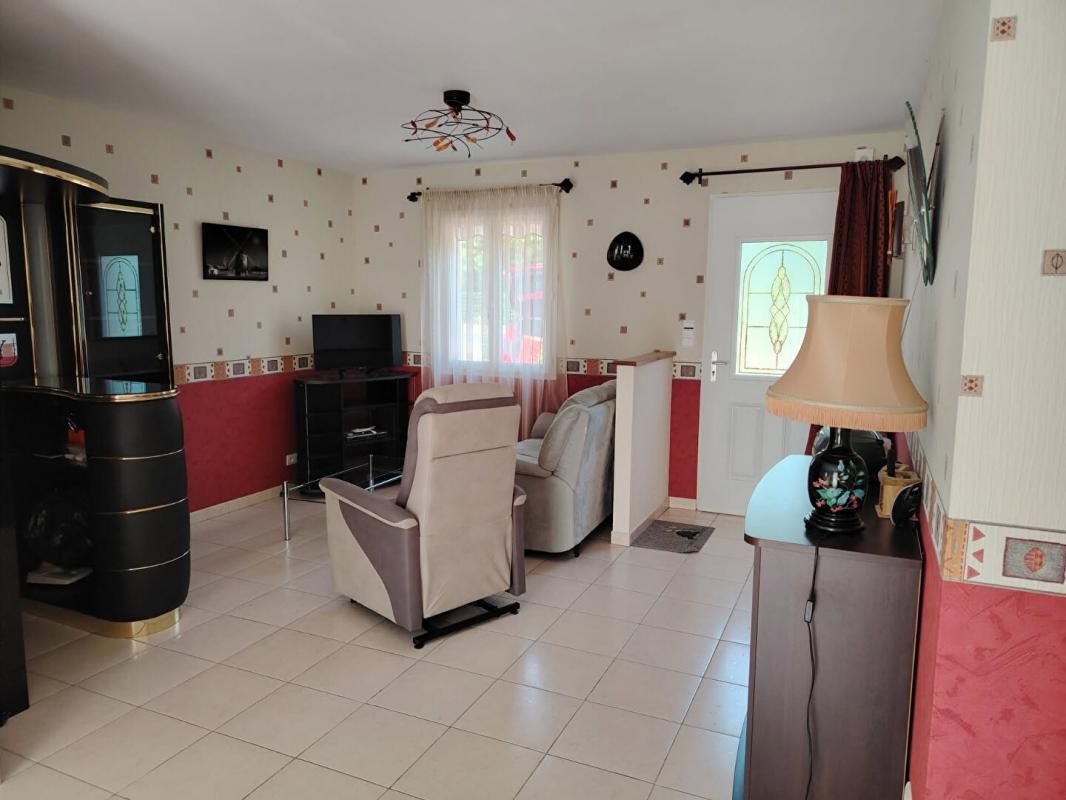 FARGES-EN-SEPTAINE Maison Farges-en-Septaine 3 pièce(s) 75 m2 3