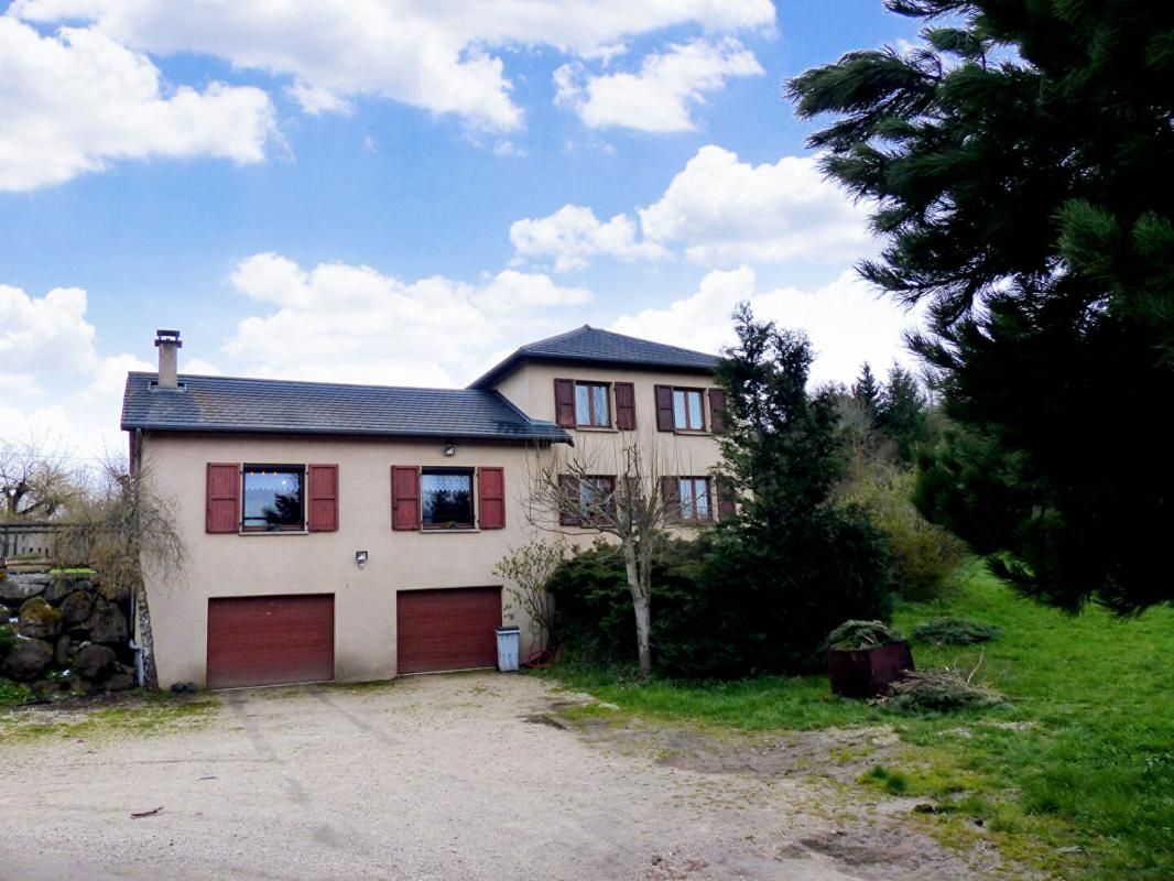 FAY-SUR-LIGNON Maison Fay Sur Lignon 7 pièce(s) 199 m2 3