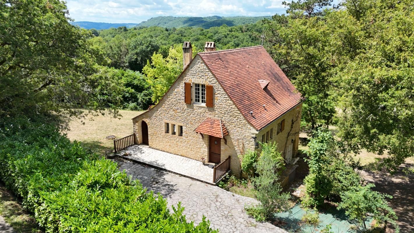 BEYNAC-ET-CAZENAC Maison Beynac-et-cazenac 5 pièce(s) 94 m2 3