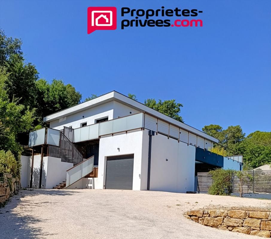 TRANS-EN-PROVENCE Maison contemporaine  vue imprenable  8 pièces  225 m² - Terrain 1800 m² 4