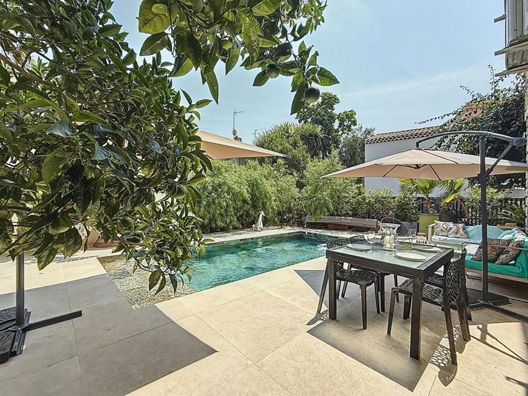 La Valette Du Var - Maison urbaine - 6 chambres, piscine, au calme