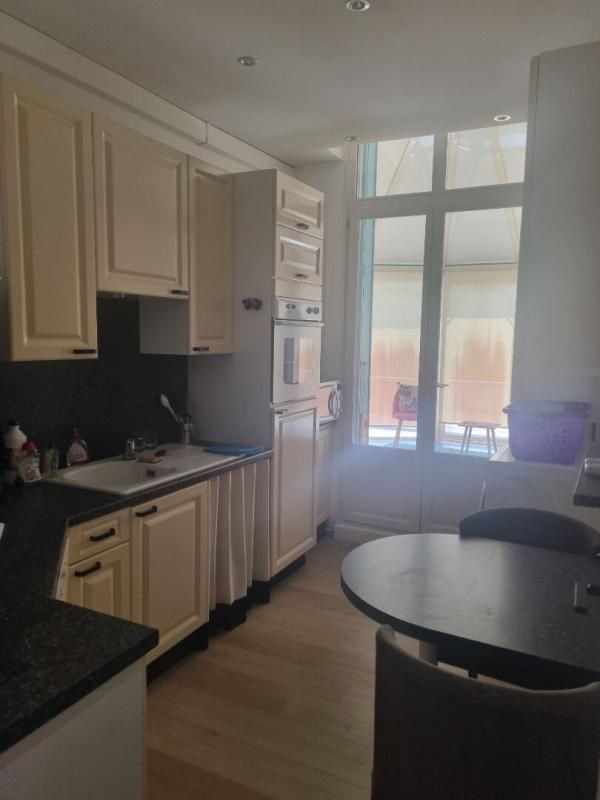 BOURG-EN-BRESSE Appartement Haussmannien Bourg en Bresse - 103 m2 2