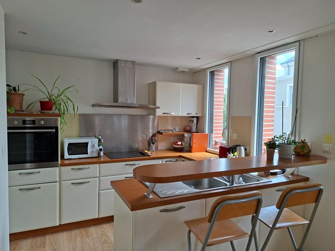 CLISSON Appartement Clisson Proche Gare 3 P . 65.33 M² . 2 Chs 4