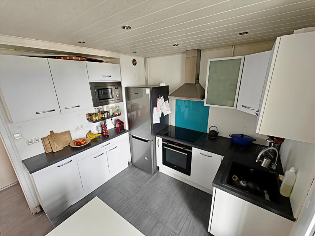 SAINT-MARTIN-D'HERES Appartement T3 -66 m² -8/9 étages vue panoramique tous les massifs, balcon DPE D 3