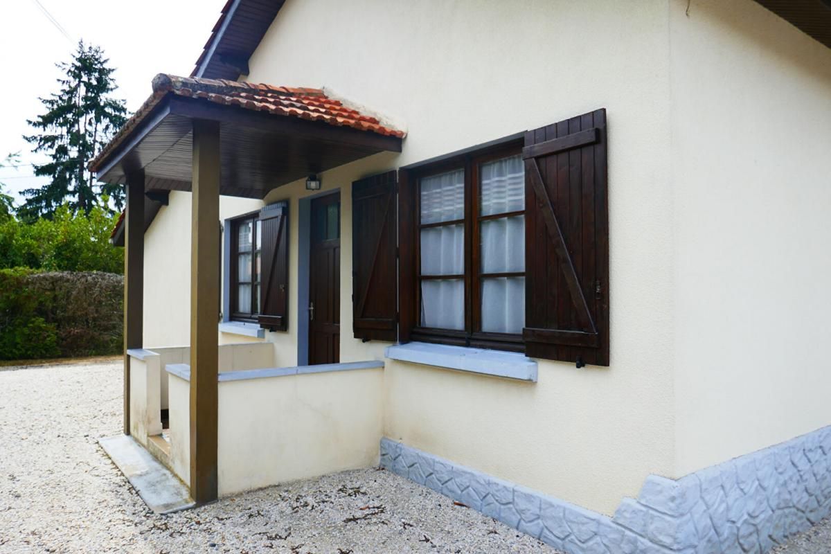 PESSAC Pessac Maison de plain-pied 4 chambres deux garages avec jardin arborée grand potentiel 1