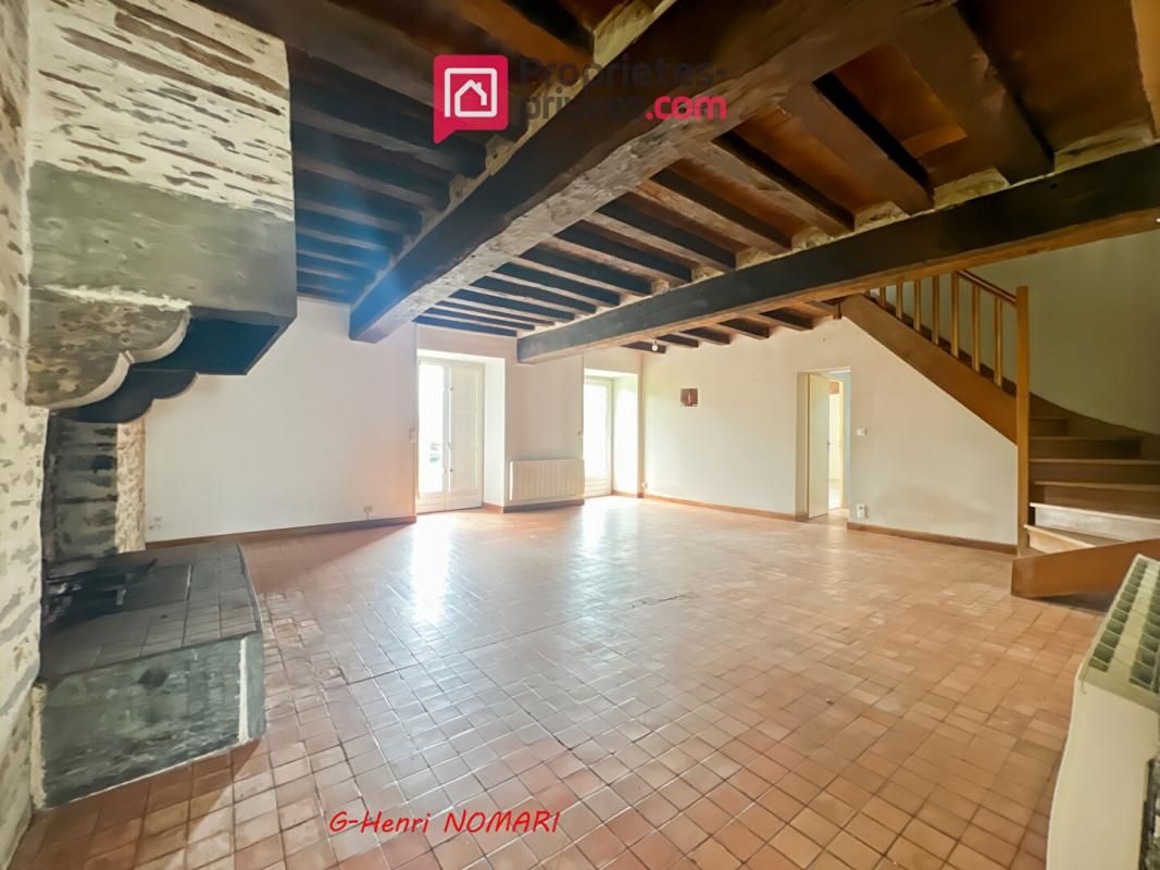 SAINT-AUBIN-DES-CHATEAUX Maison Saint Aubin Des Chateaux 7 pièce(s) 140 m2, Terrain de 7936m² 2
