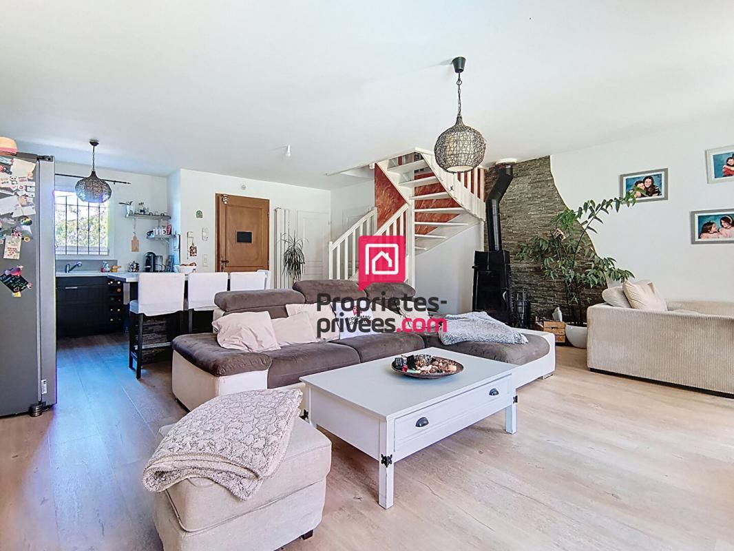 ROUGIERS Maison 5 pièces 110m² 2