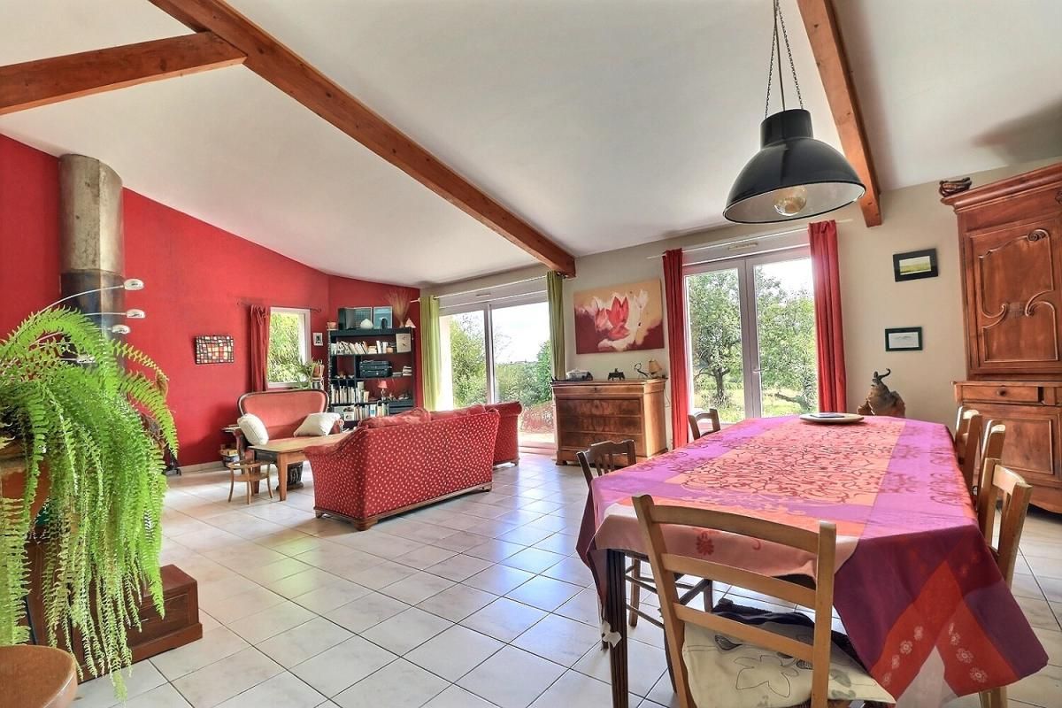 CHANES Maison en pierre 1