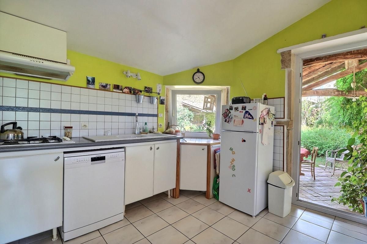 CHANES Maison en pierre 3