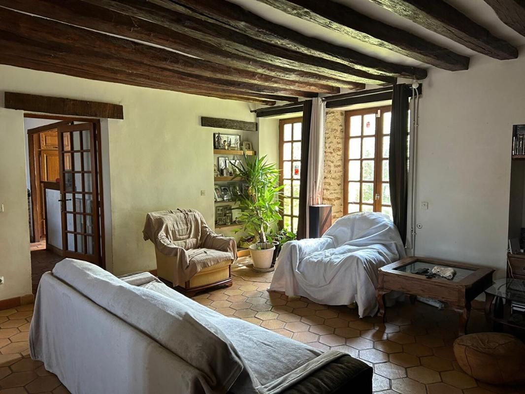 CREVECOEUR-EN-BRIE Maison  6 pièce(s) 155 m2 Prix 305 000 2