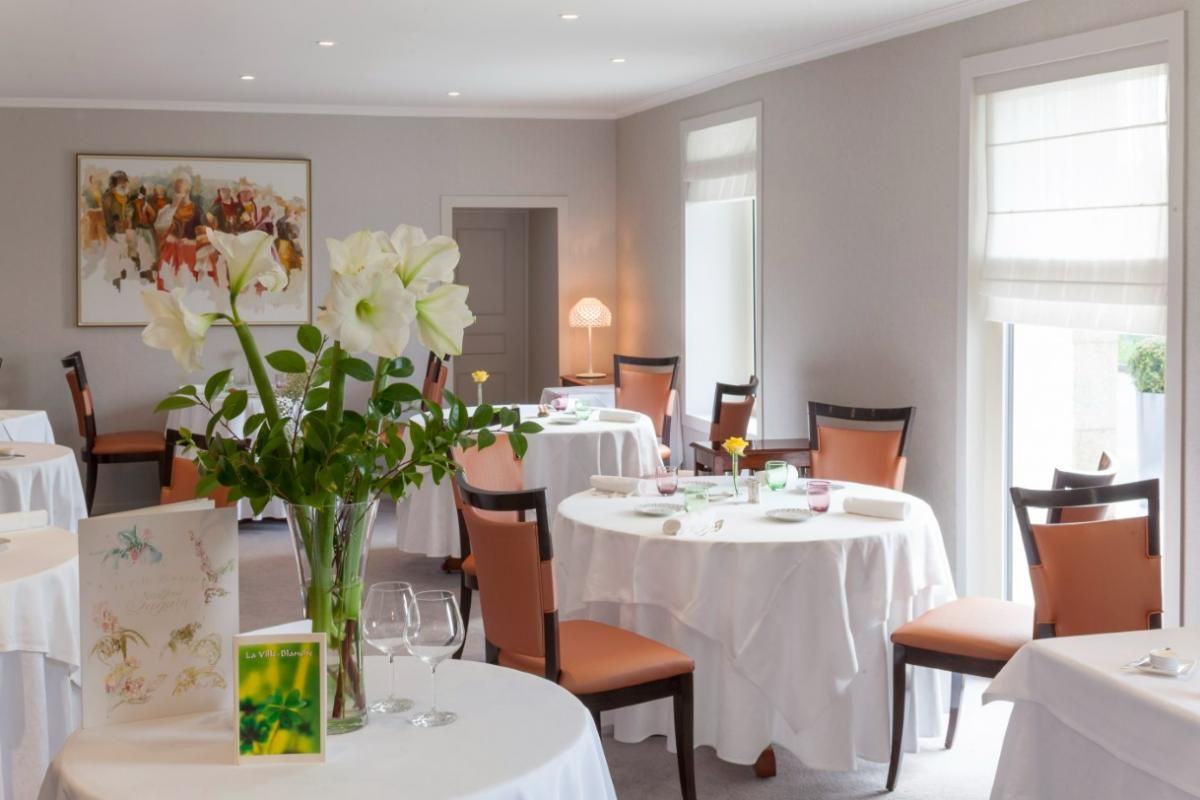 LANNION SECTEUR LANNION - RESTAURANT 380 M², LOGEMENT 1