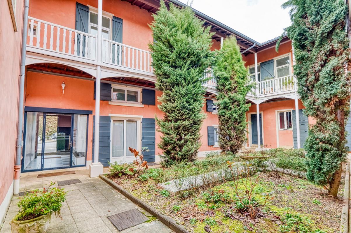 SAINTE-FOY-LES-LYON Exclusivité - Sainte Foy lès Lyon (69) - Appartement duplex 3 pièce(s) 95.70 m2 2