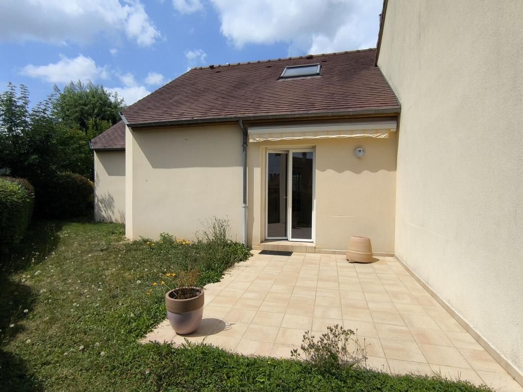 ALENCON Maison mitoyenne 91.8 m² 2