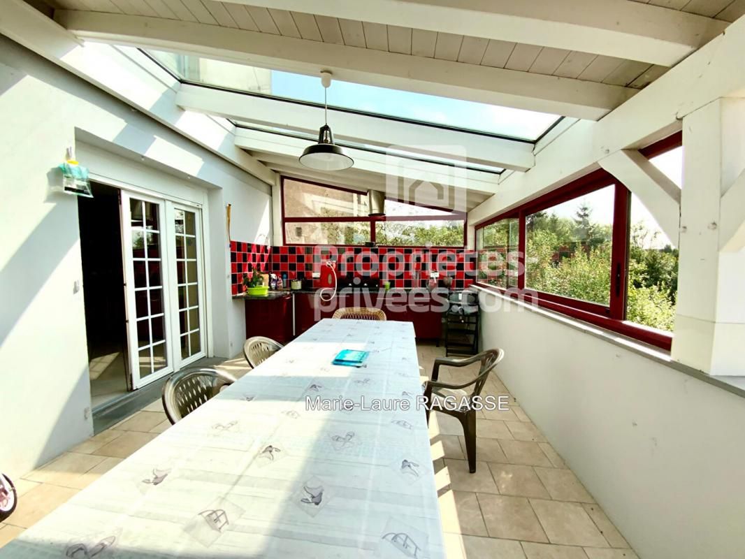 DARNEY Maison Darney 7 pièce(s) 182 m2 2