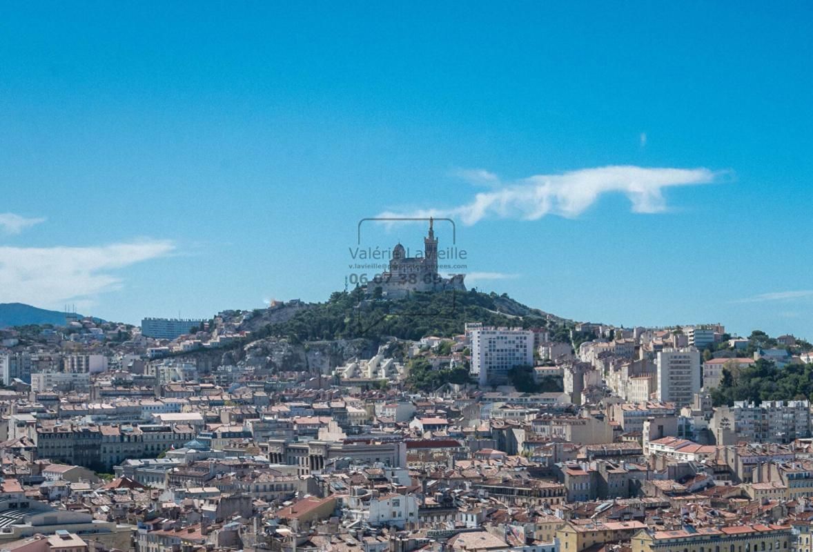 MARSEILLE-1ER-ARRONDISSEMENT Marseille (13001) BOURSE - VIEUX-PORT - Exclusivité - Colocation T4 rénové et meublé 3
