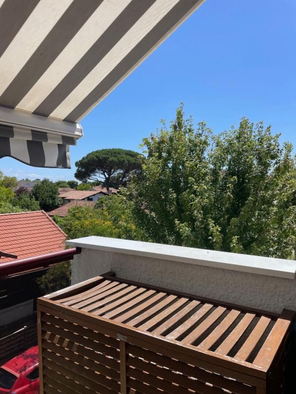 T2 BIS lumineux avec terrasse et parking rénovation d'architecte