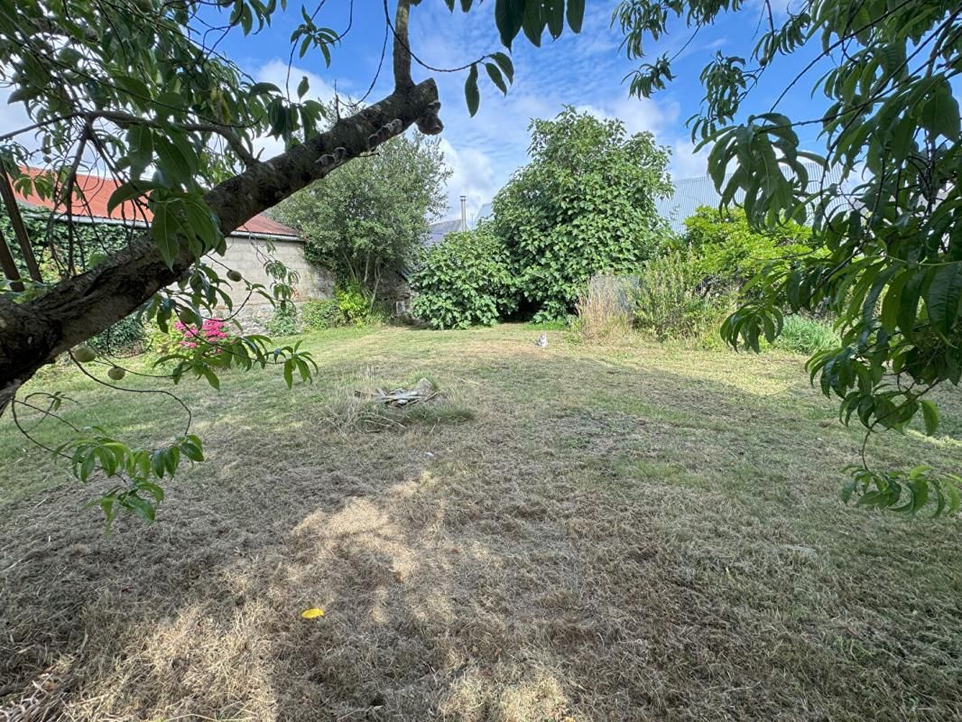 PLEUDANIEL À vendre , Maison familiale 5 chambres avec atelier, hangar et grand jardin ,Pleudaniel centre-bourg 4