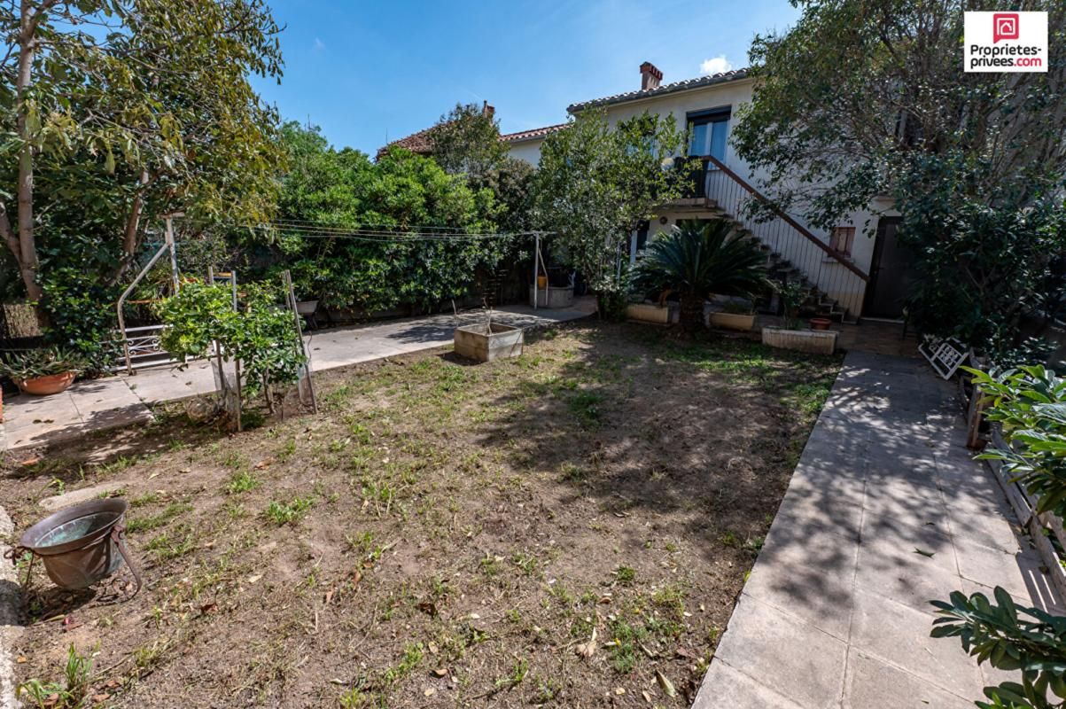LE SOLER Villa + grand garage indépendant 1