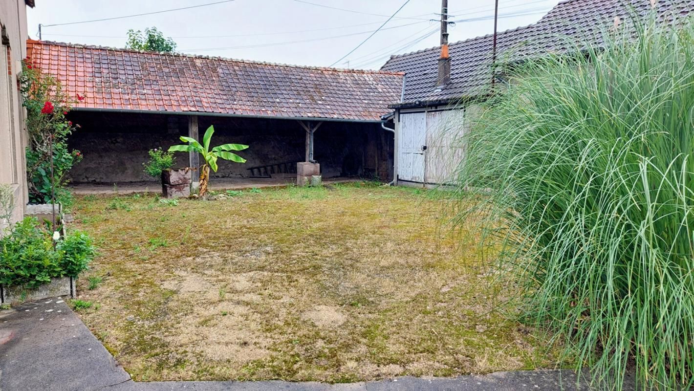 MEZIERES-LEZ-CLERY Charmante propriété maraîchère de 94m² 3