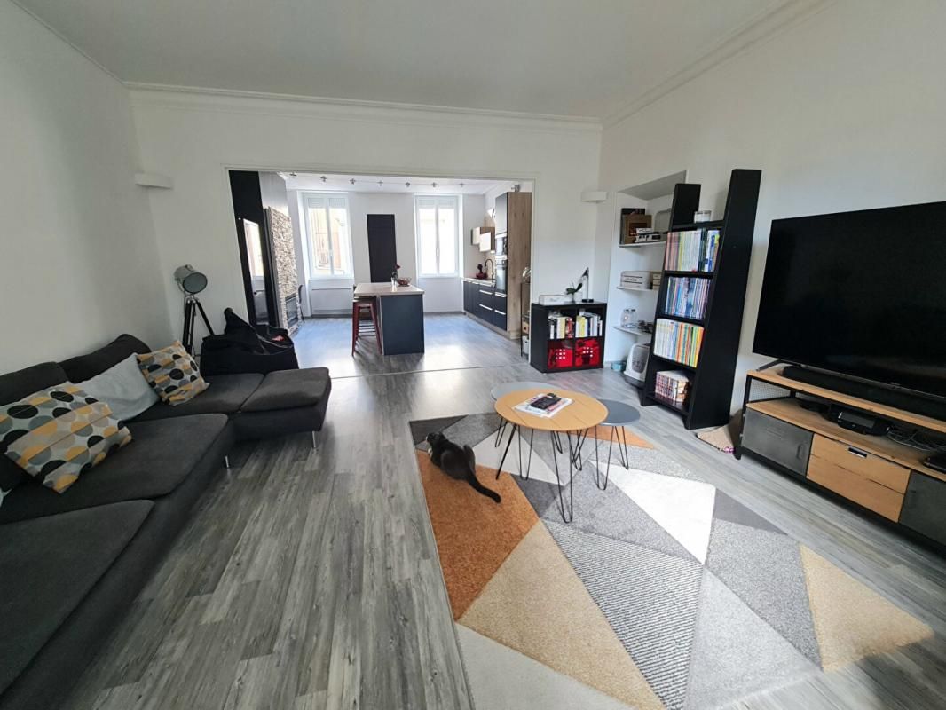 ALES COUP DE COEUR EN PLEIN CENTRE-VILLE - APPARTEMENT 97 M² ENTIÈREMENT RÉNOVÉ 3