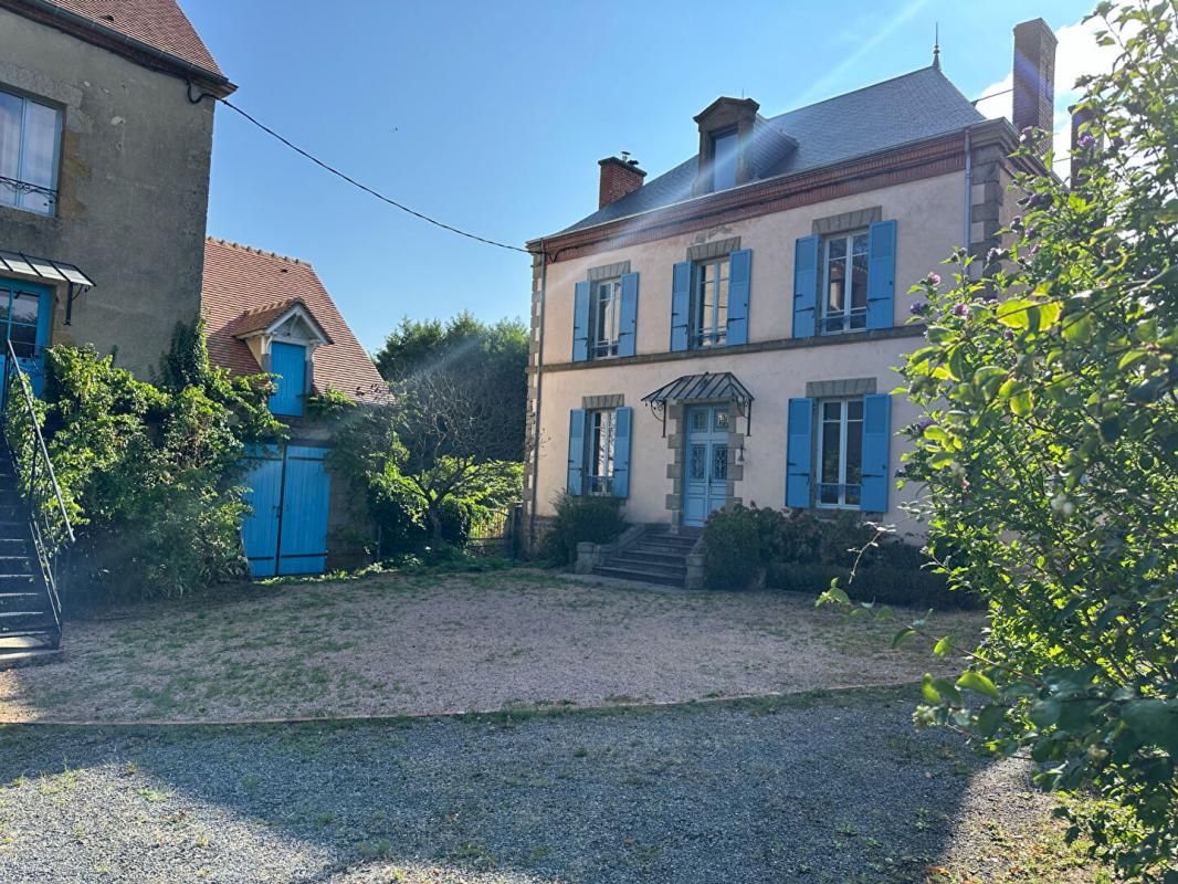 Maison de Maître & Moulin - Domaine de caractère à Noyant-d'Allier (03)