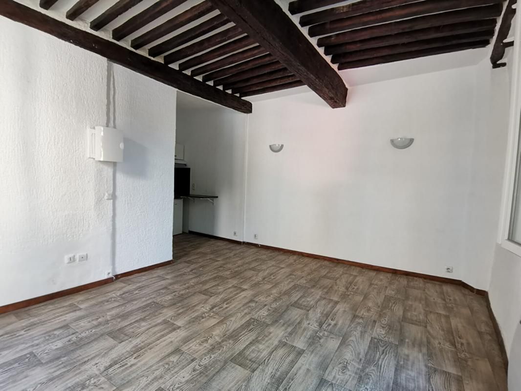 LE VAL STUDIO 3