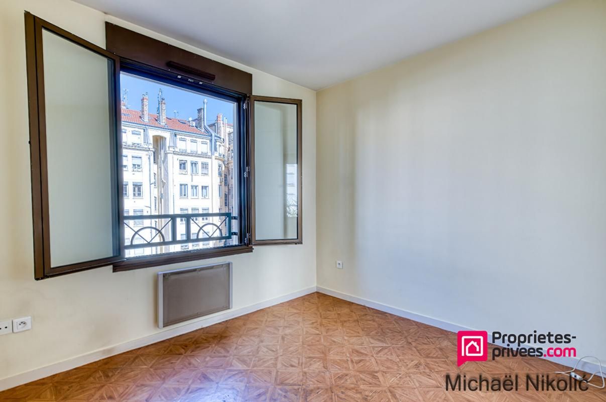 LYON-7E-ARRONDISSEMENT Appartement 2 pièces T2 F2 54 m² 1