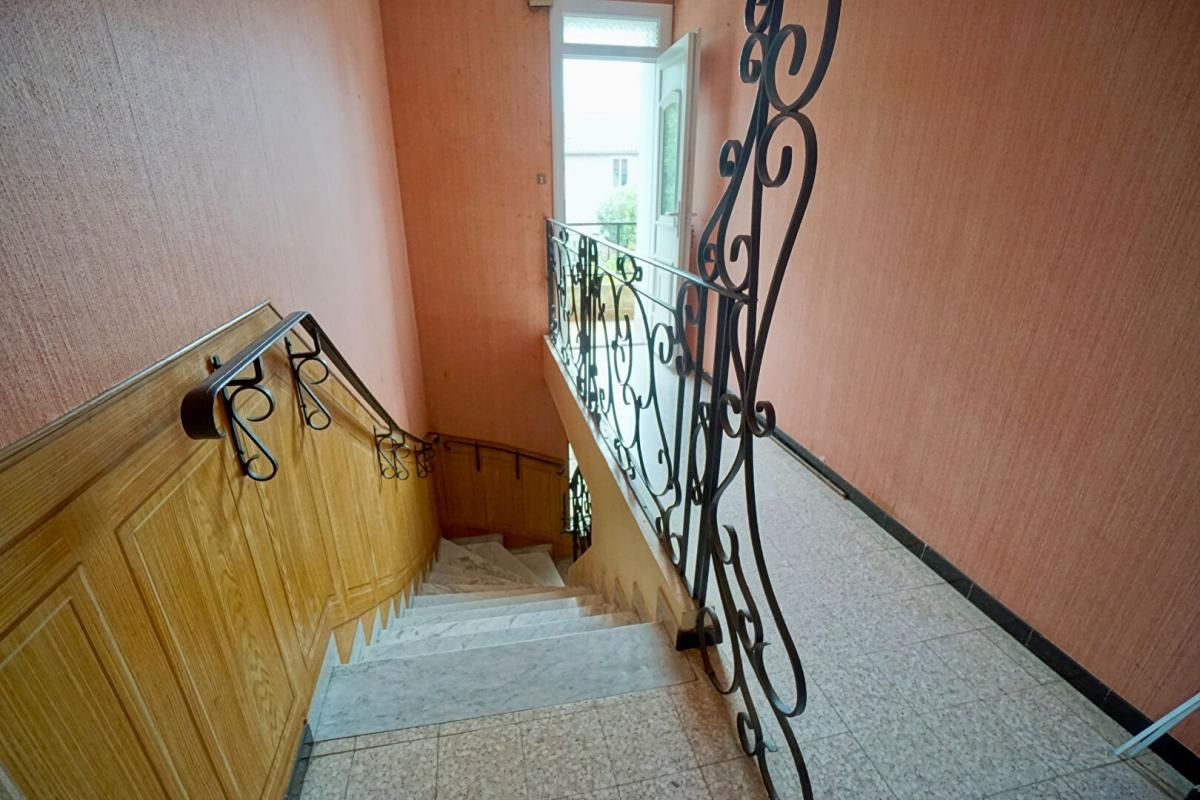 SALINDRES Appartement Salindres 4 pièce(s) 116m2 2