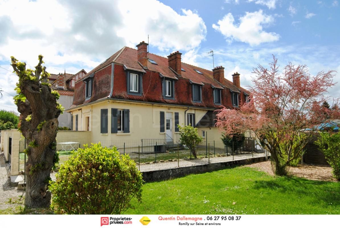 FONTAINE-LES-GRES Appartement Souplex 2 pièces 1