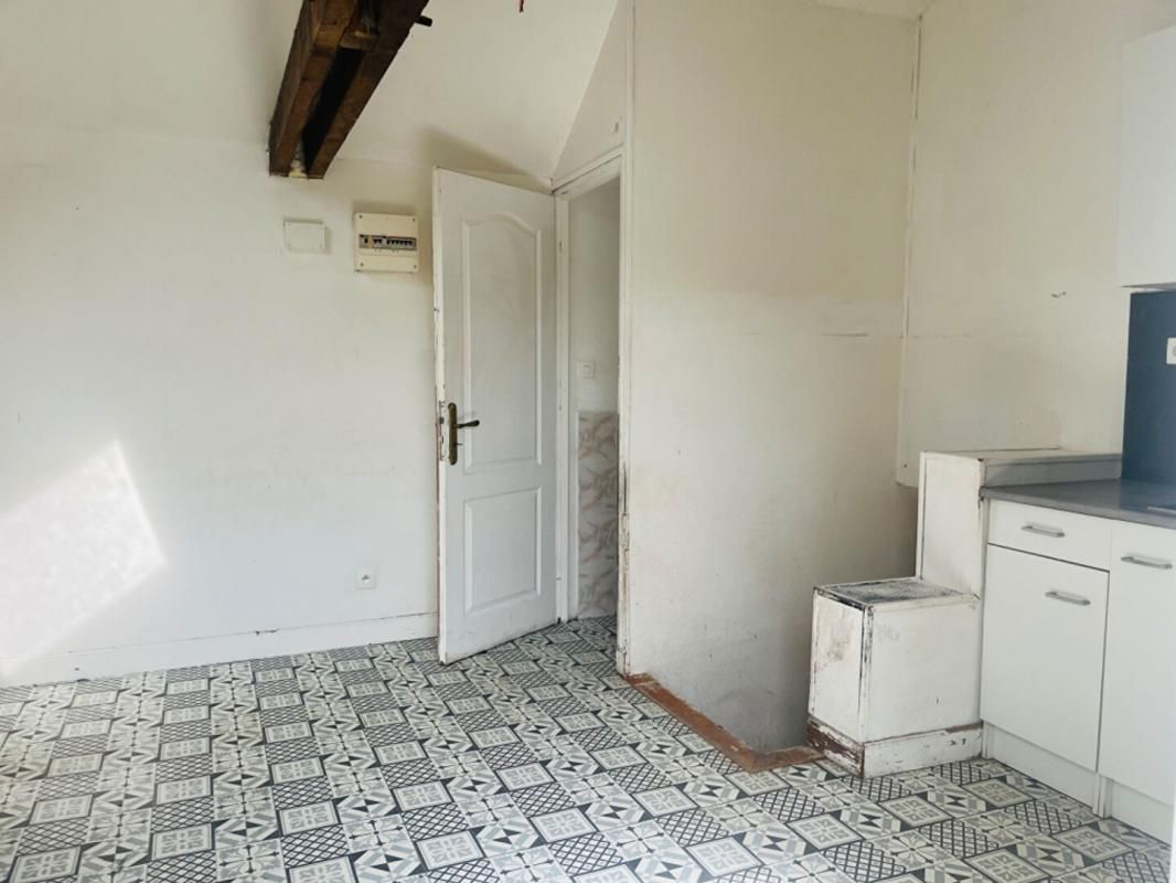FONTAINE-LES-GRES Appartement Souplex 2 pièces 3