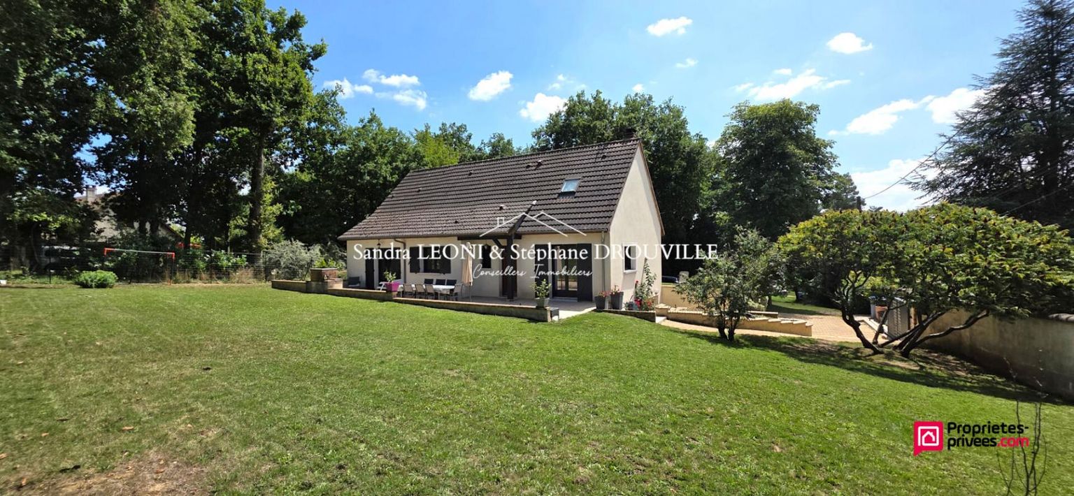 MAINTENON CHARMANTE MAISON FAMILIALE de 148 m2, 5 chambres 2