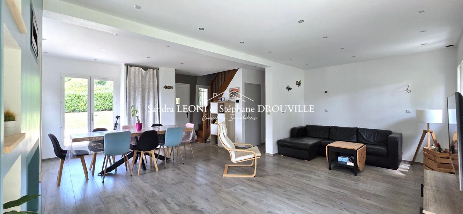 MAINTENON CHARMANTE MAISON FAMILIALE de 148 m2, 5 chambres 4