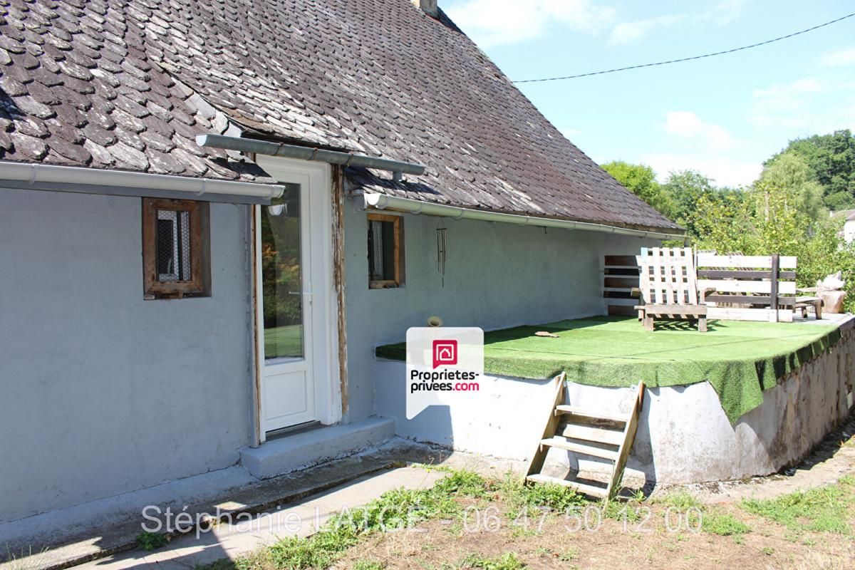CHAMPS-SUR-TARENTAINE-MARCHAL Maison 6 pièce(s) 116.60 m2 + grange et dépendances Lanobre (15) 3