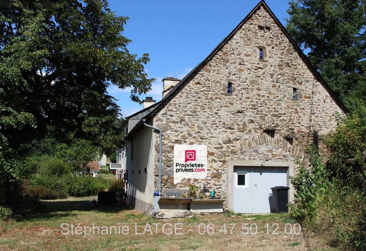 CHAMPS-SUR-TARENTAINE-MARCHAL Maison 6 pièce(s) 116.60 m2 + grange et dépendances Lanobre (15) 4