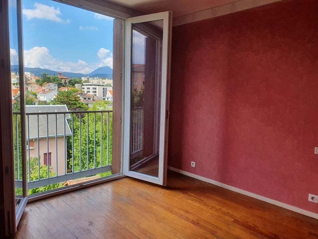 CLERMONT-FERRAND Appartement T3 balcon Clermont-Ferrand Lafayette 2