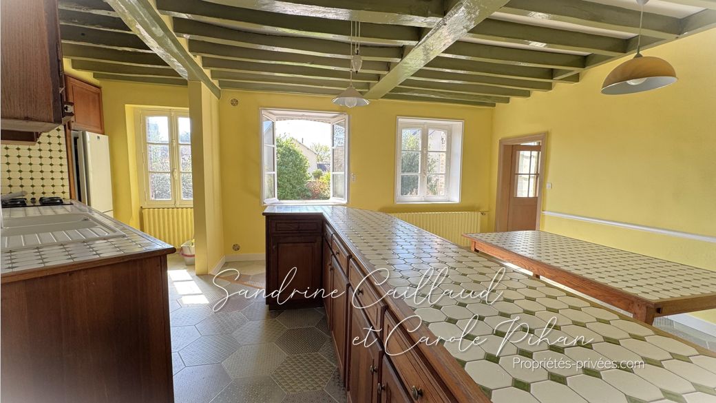 HOUDAN 14 MN HOUDAN - Maison ancienne - 4 chambres - bureau - potentiel - cave - terrain 500m² - 275000 euros HAI 3