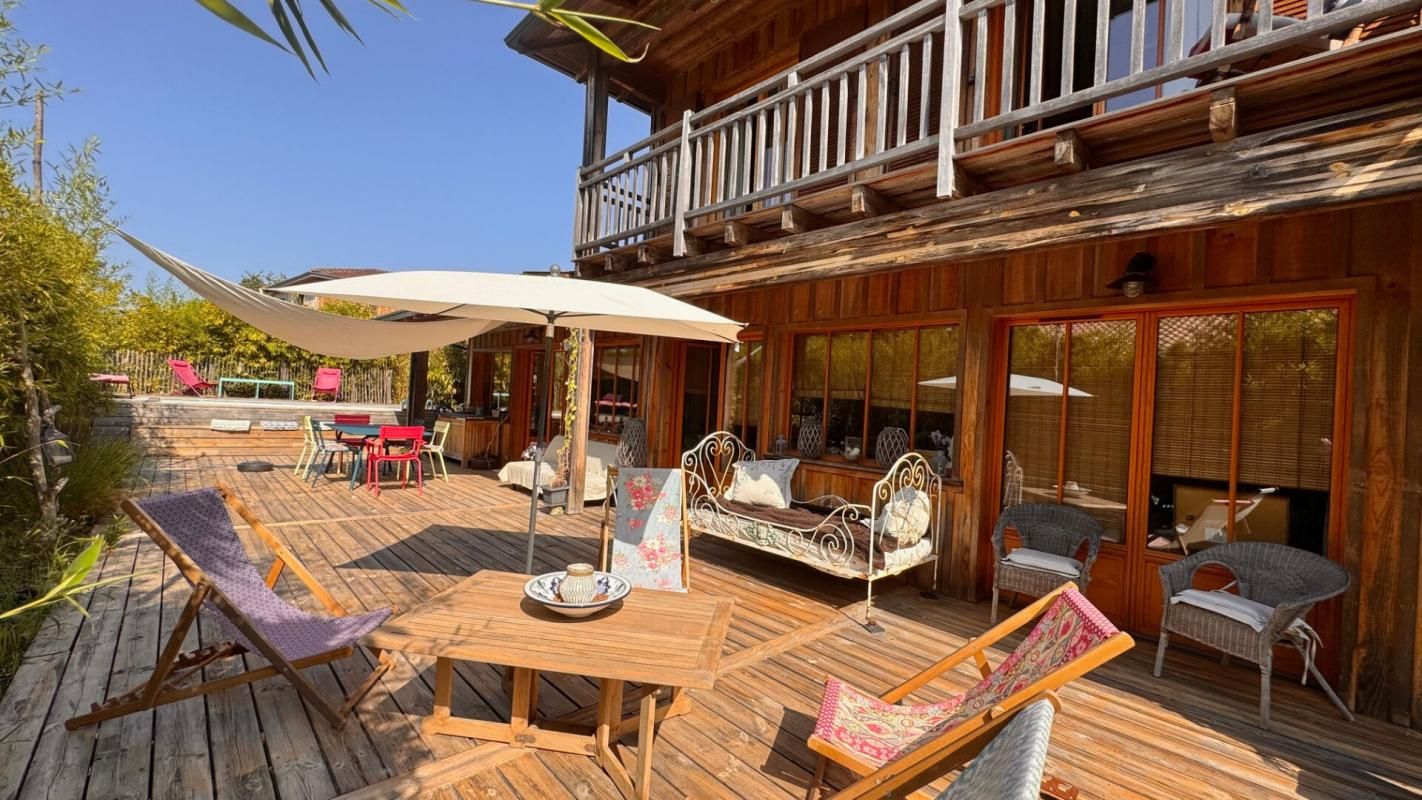 VILLA BOIS ESPRIT FERRETCAPIEN