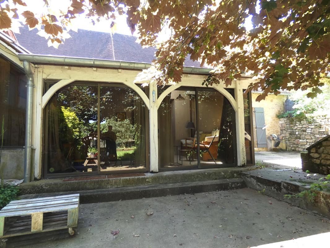 PREYSSAC-D'EXCIDEUIL Maison Preyssac d' Excideuil 24160 170 m2 / 4 chambres / grange / jardin 3