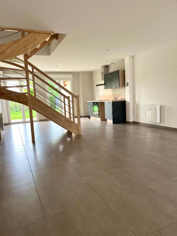 COMPIEGNE Maison Neuve de 4 pièce(s) 99 m2 + Terrain 2